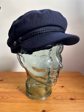 ⭐️ Brixton Black Men’s Small Cap with Braided Trim